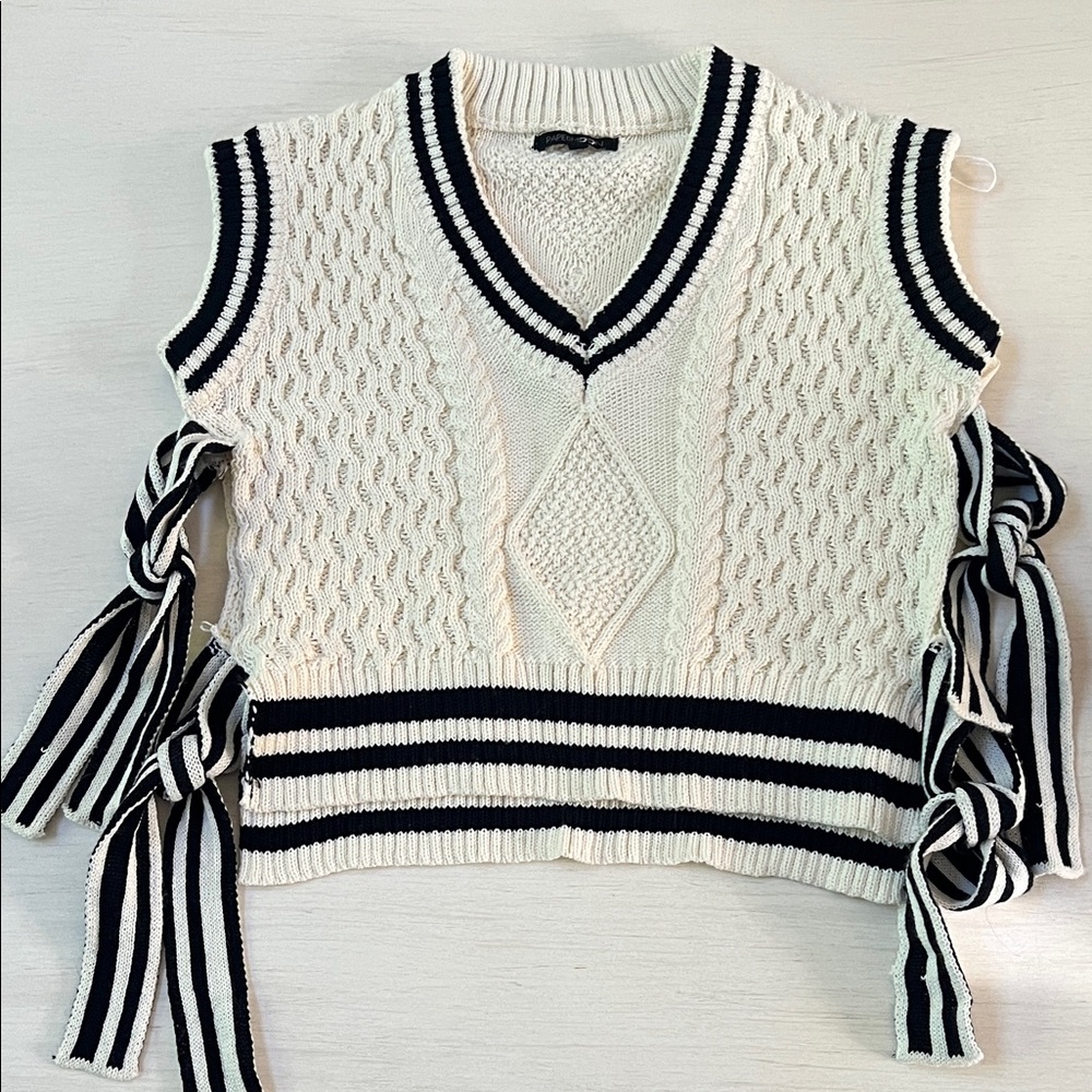 Papermoon Black and Cream V-Neck Sweater with Side Ties